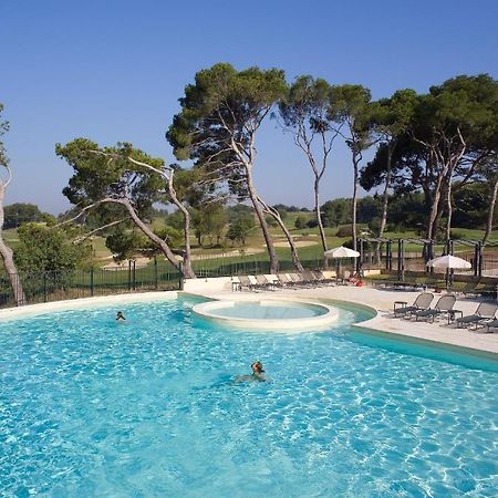 Madame Vacances Residence Provence Country Club Saumane-de-Vaucluse ห้อง รูปภาพ