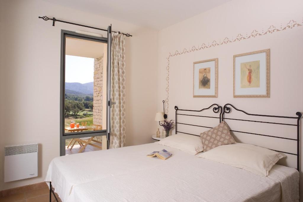 Madame Vacances Residence Provence Country Club Saumane-de-Vaucluse ห้อง รูปภาพ